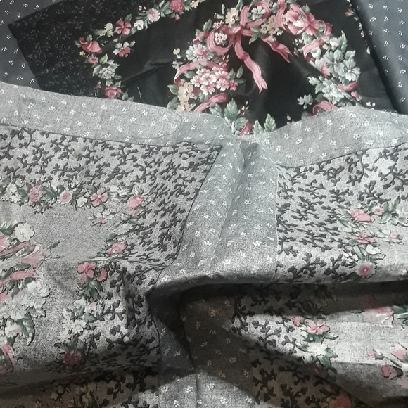 VIP Vtg Cranston Screen Print Works Company Floral 4 Squares Fabric 44.5x33.5 - Picture 5 of 8